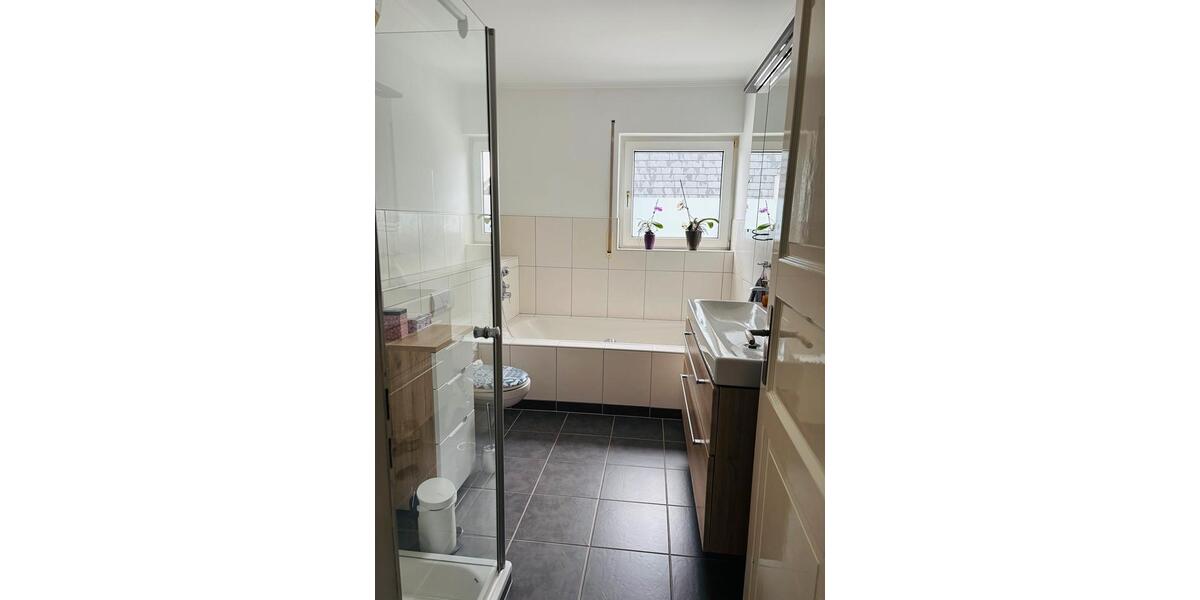 Etagenwohnung Dortmund Brackel - 4 Zimmer, 92 m&sup2;, 255.000&euro; | Angebot:25364896