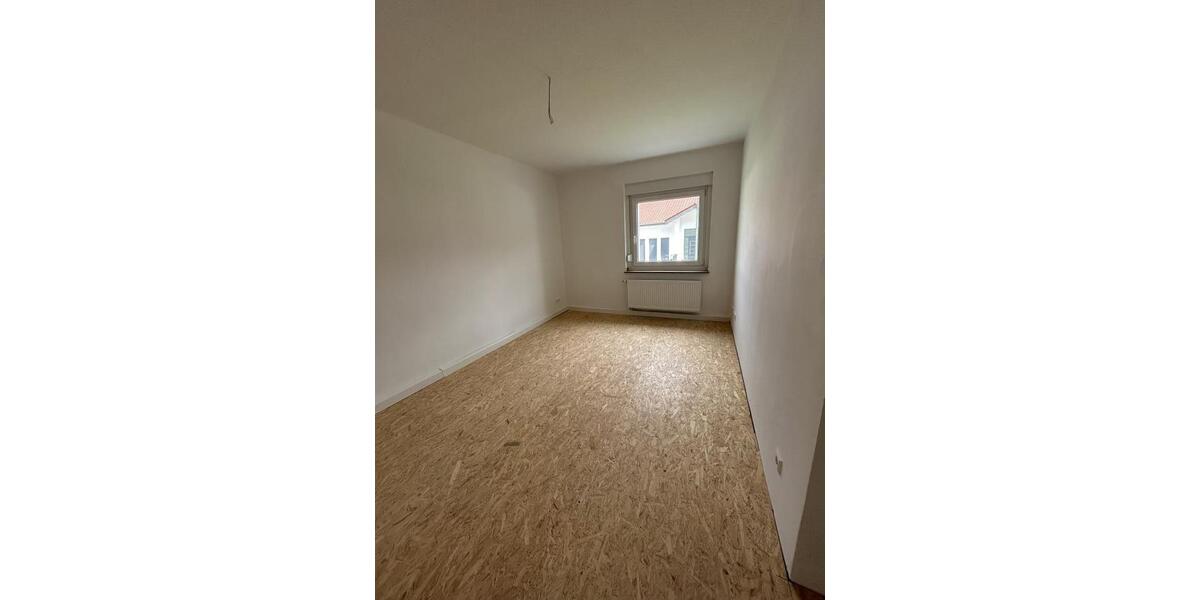 Erdgeschoßwohnung Ahlen Dolberg - 3.5 Zimmer, 84 m&sup2;, 782&euro; | Angebot:25050805