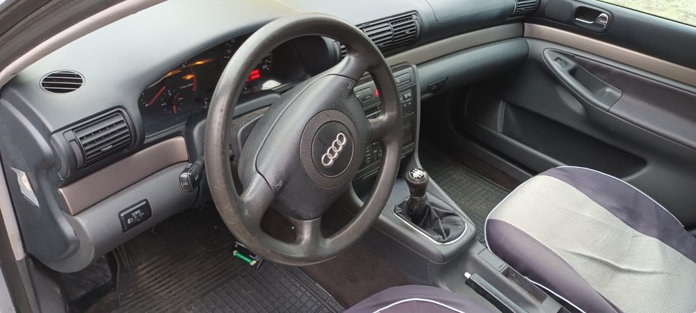 Audi A4 220.000 km 1.200 € Ahlen 59227