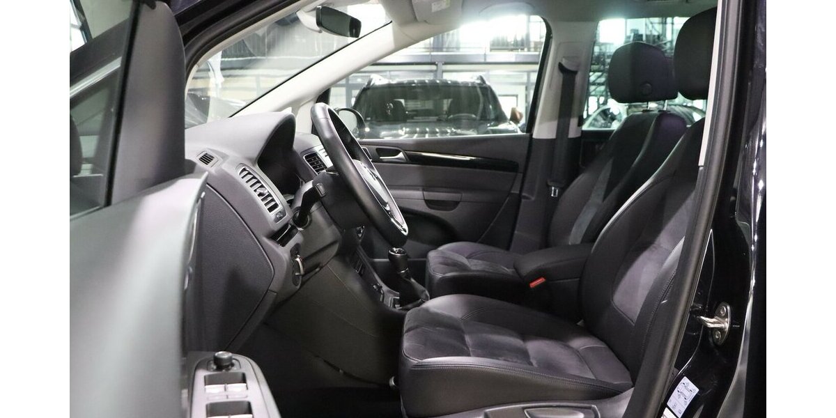 VW Sharan 1.4 TSI BUSINESS HIGHLINE / XENON / TOP 64.000 km 27.991 &euro; Hamm 59077