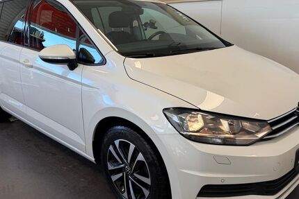 VW Touran 75.200 km 23.490 &euro; Soest 59494