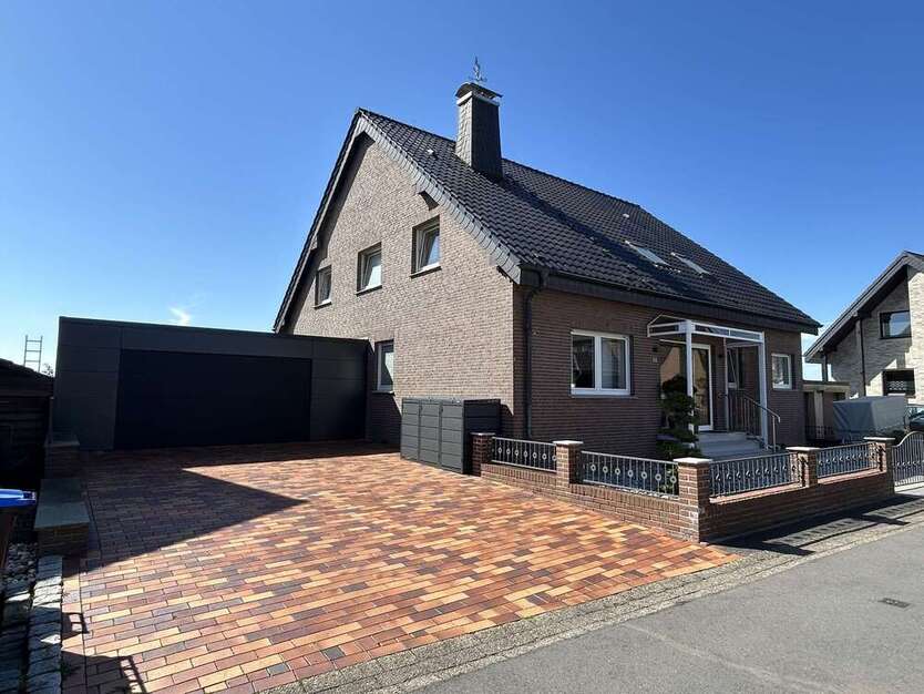 Haus zum Kaufen in Hamm 639.000 € 295 m²