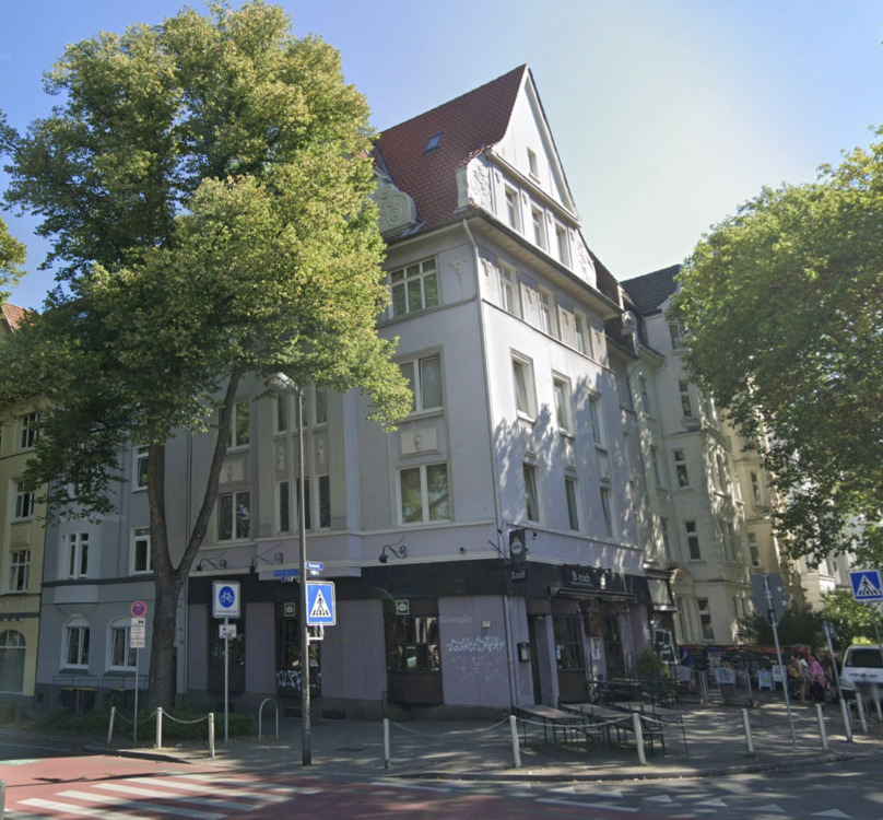 Investieren in Top-Lage: 2-Zimmer-Dachgeschosswohnung im beliebten Kreuzviertel 2 zimmer