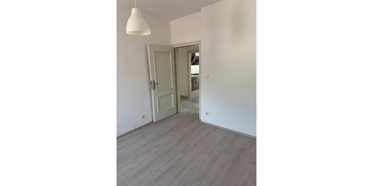 Dachgeschoßwohnung Hamm Braam-Ostwennemar - 3 Zimmer, 73 m&sup2;, 700&euro; | Angebot:26048078