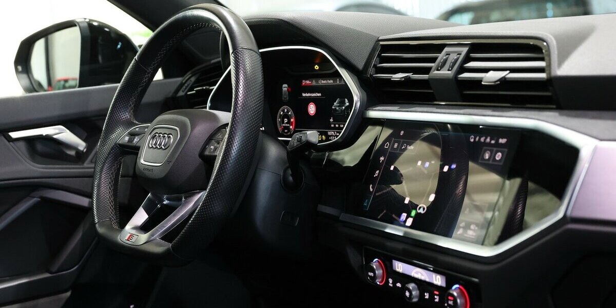 Audi Q3 40 TDI QUATTRO S-LINE SPORT BLACK MATRIX-LED 172.000 km 24.500 &euro; Hamm 59077