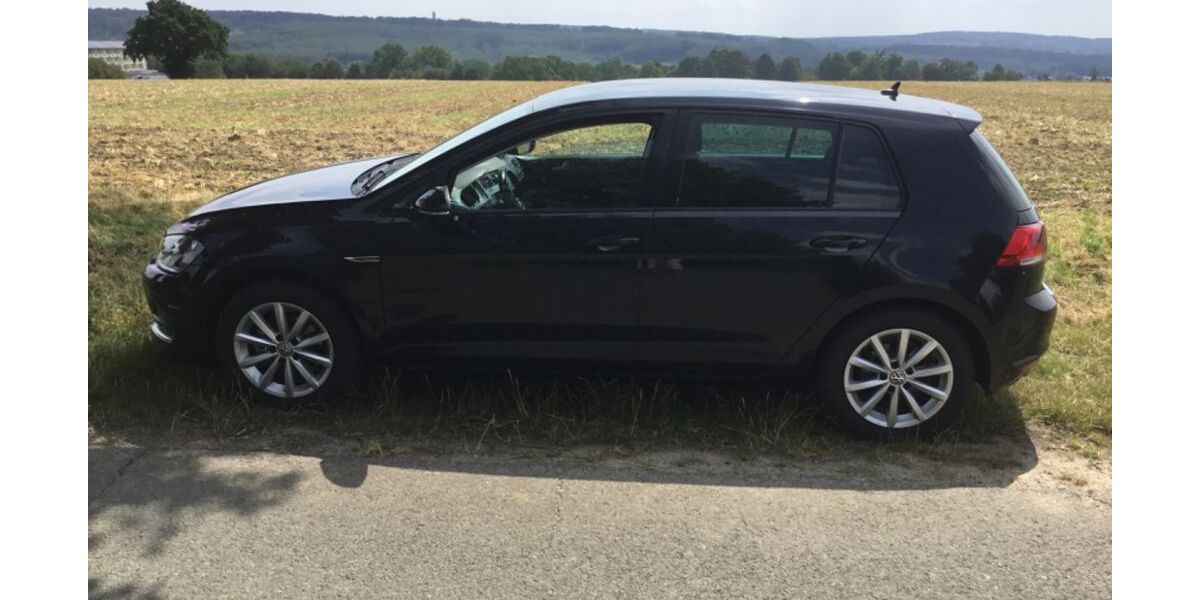 VW Golf 100.000 km 9.850 &euro; Möhnesee 59519