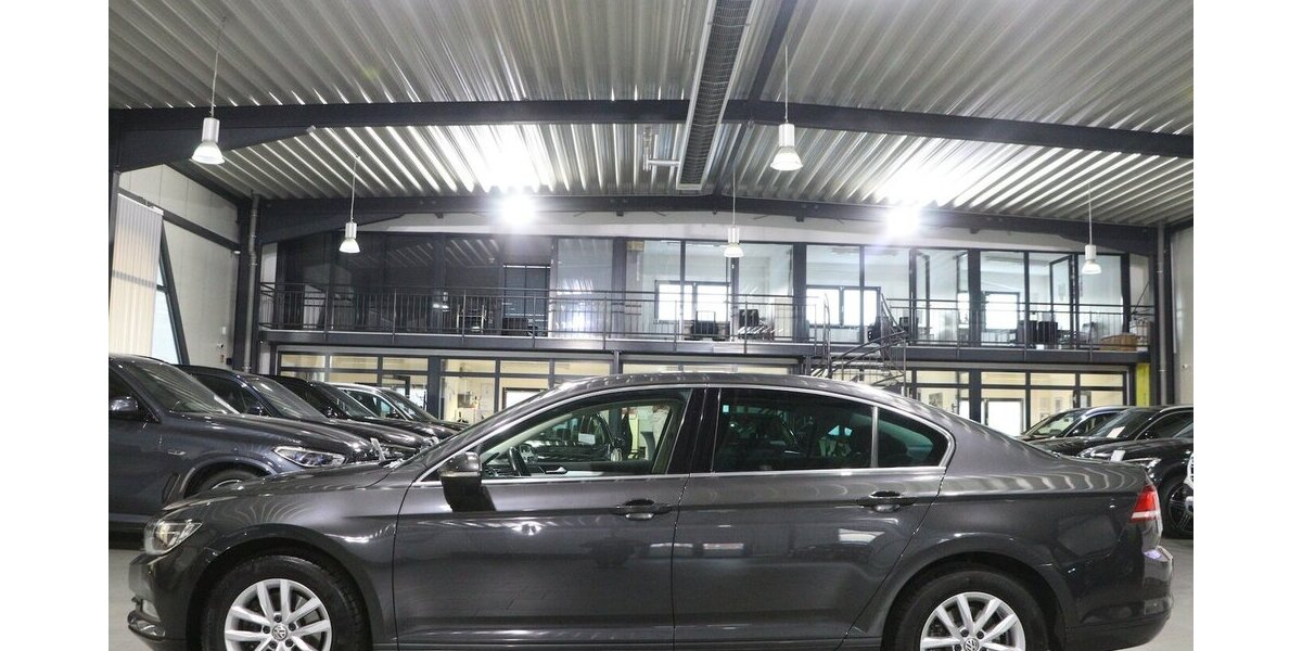 VW Passat 1.4 TSI Comfortline NAVI-DM+APPLE+ANDROID 159.000 km 13.111 &euro; Hamm 59077