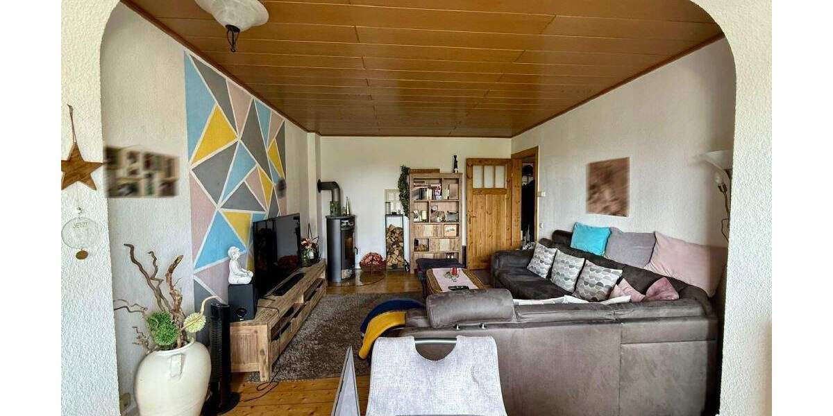 FröndenbergRuhr: Altbau-ETW mit Charme und großen Räumen - Einfach riesig! 3 zimmer