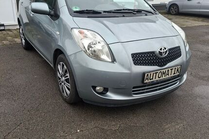 Toyota Yaris 108.000 km 5.999 € Schwerte 58239