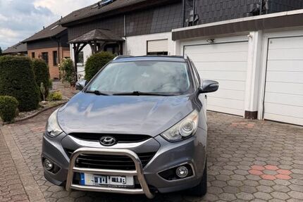 Hyundai ix35 139.000 km 8.299 &euro; Waltrop 45731