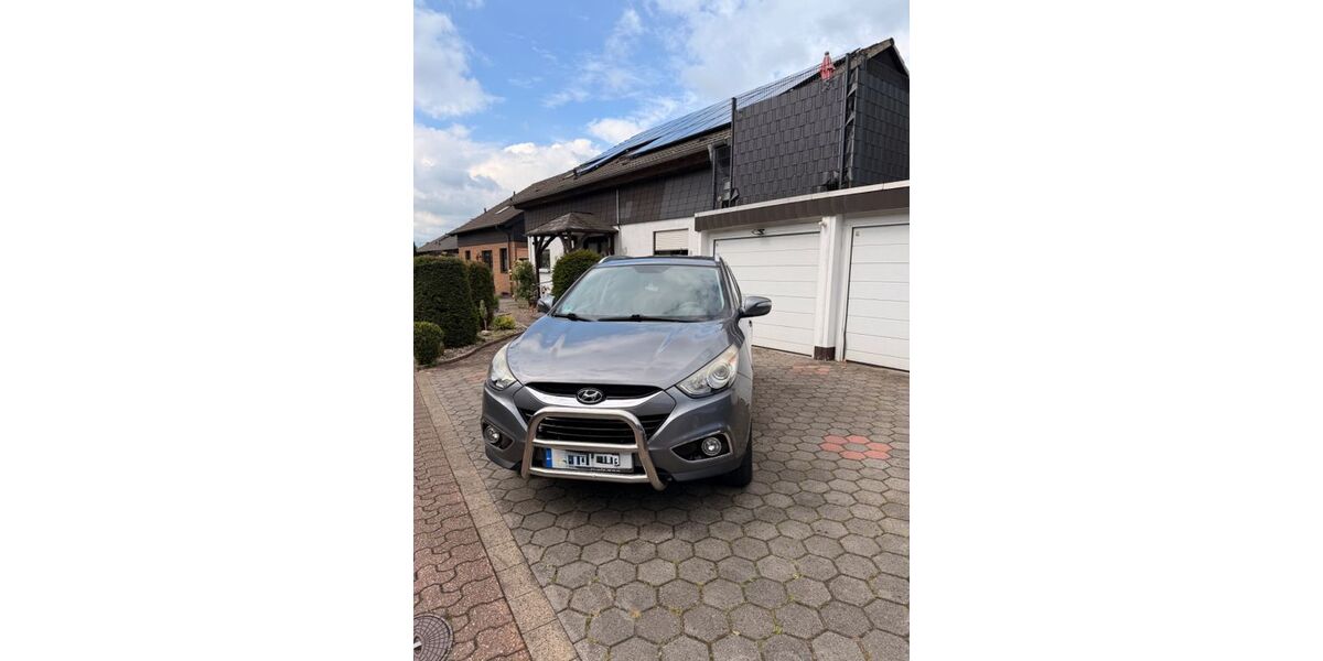 Hyundai ix35 139.000 km 8.299 &euro; Waltrop 45731