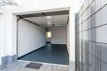 Neuwertiges Mehrfamilienhaus in Hamm-Heessen: 3 Einheiten, Gewerbefläche & privater Garten 9 zimmer