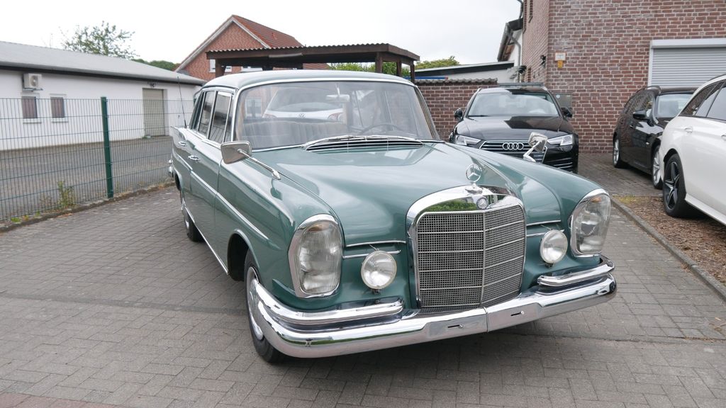 Mercedes-Benz 220 13.140 km 18.990 € Selm 59379