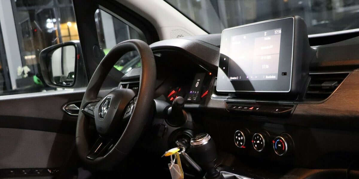 Renault Kangoo TCE 100 EDITION-ONE / LED / LEDER 50.000 km 18.111 &euro; Hamm 59077