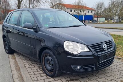 VW Polo 119.000 km 2.350 &euro; Lippetal 59510