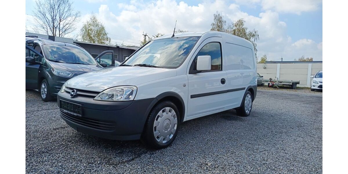 Opel Combo 120.759 km 4.950 &euro; Welver 59514