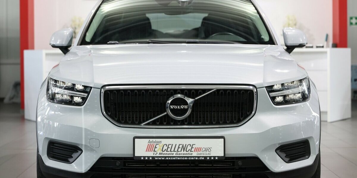 Volvo XC40 BUSINESS / VIRTUAL+NAVI+KAMERA / MATRIX 157.000 km 17.991 &euro; Hamm 59077