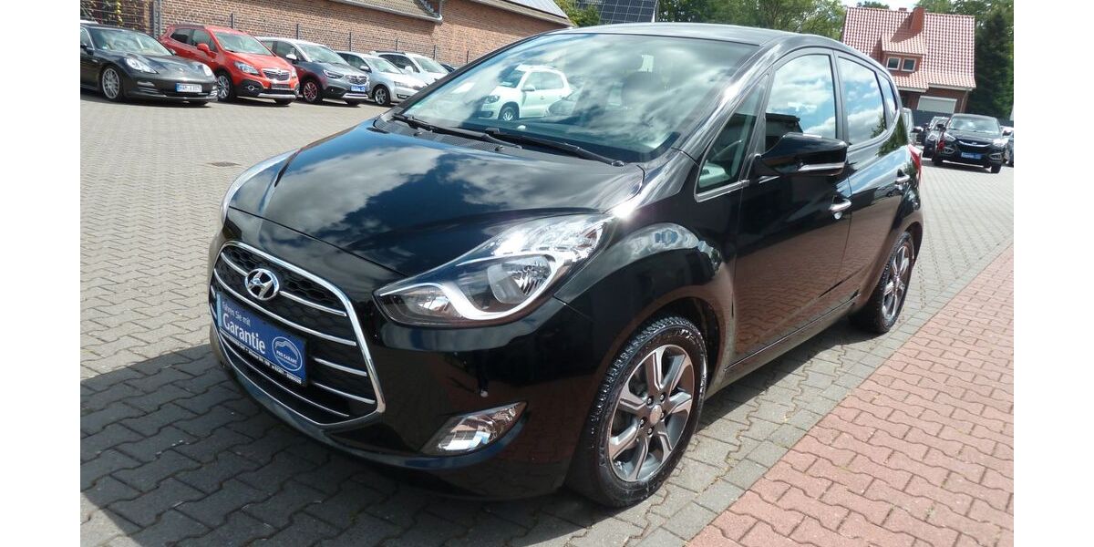 Hyundai ix20 94.000 km 9.490 &euro; Hamm 59073