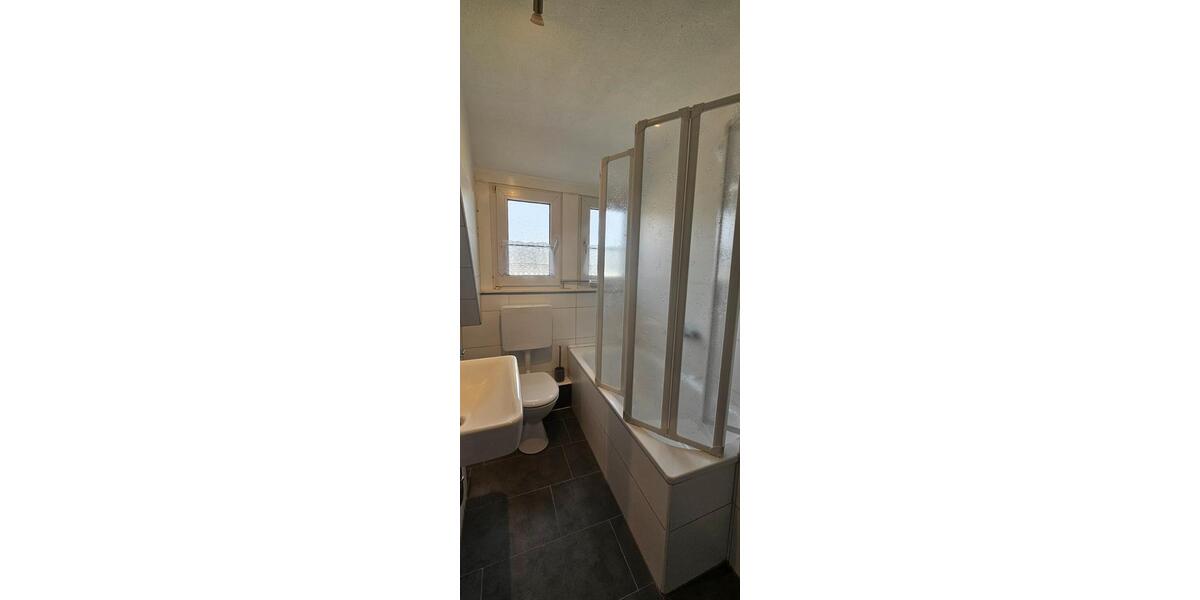 Dachgeschoßwohnung Hamm Herringen - 2 Zimmer, 35 m&sup2;, 420&euro; | Angebot:26221212