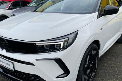 Opel Grandland (X) 17.300 km 34.700 € Hamm 59063