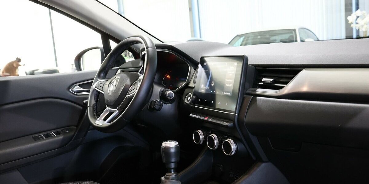 Renault Captur 130 TCE INTENS RED & BLACK / LED / AHK 83.000 km 14.777 &euro; Hamm 59077