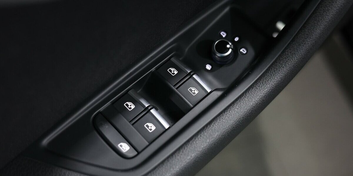 Audi A4 Avant 30 TDI BUSINESS NAVI,XENON,DRIVE-SELECT 188.000 km 13.994 &euro; Hamm 59077