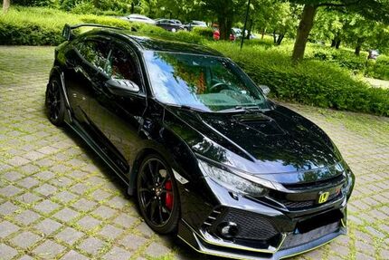 Honda Civic 66.000 km 33.900 &euro; Lünen 44534