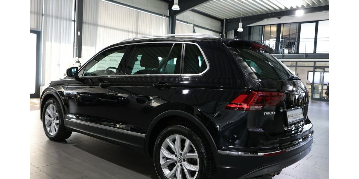 VW Tiguan 2.0 TDI HIGHLINE / LED, ACC+LANE, AHK 141.000 km 17.111 &euro; Hamm 59077