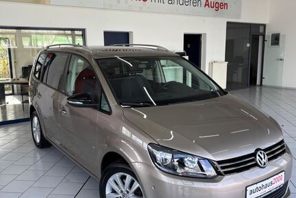 VW Touran 247.426 km 5.950 &euro; Ahlen 59229