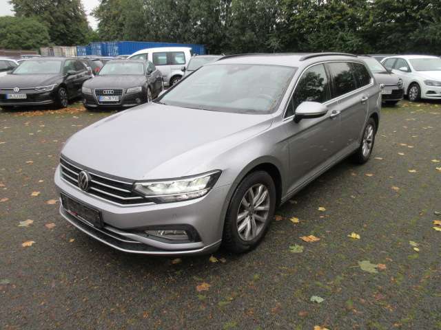 Passat Variant Business 2.0 TDI DSG NAVI AHK ACC L