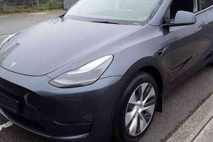 Tesla Model Y 91.500 km 31.400 &euro; Everswinkel 48351
