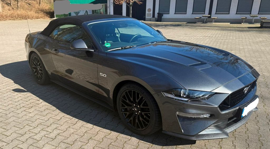 Ford Mustang 2.000 km 49.500 &euro; Menden 58706