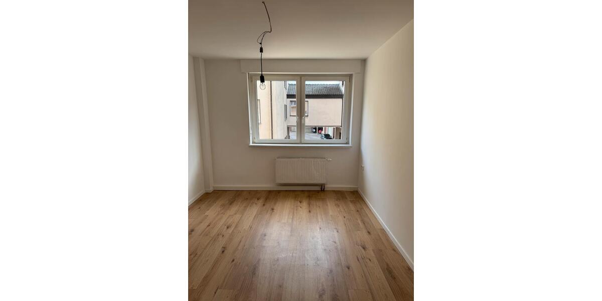 Etagenwohnung Fröndenberg (Ruhr) - 4 Zimmer, 85 m&sup2;, 750&euro; | Angebot:24659945