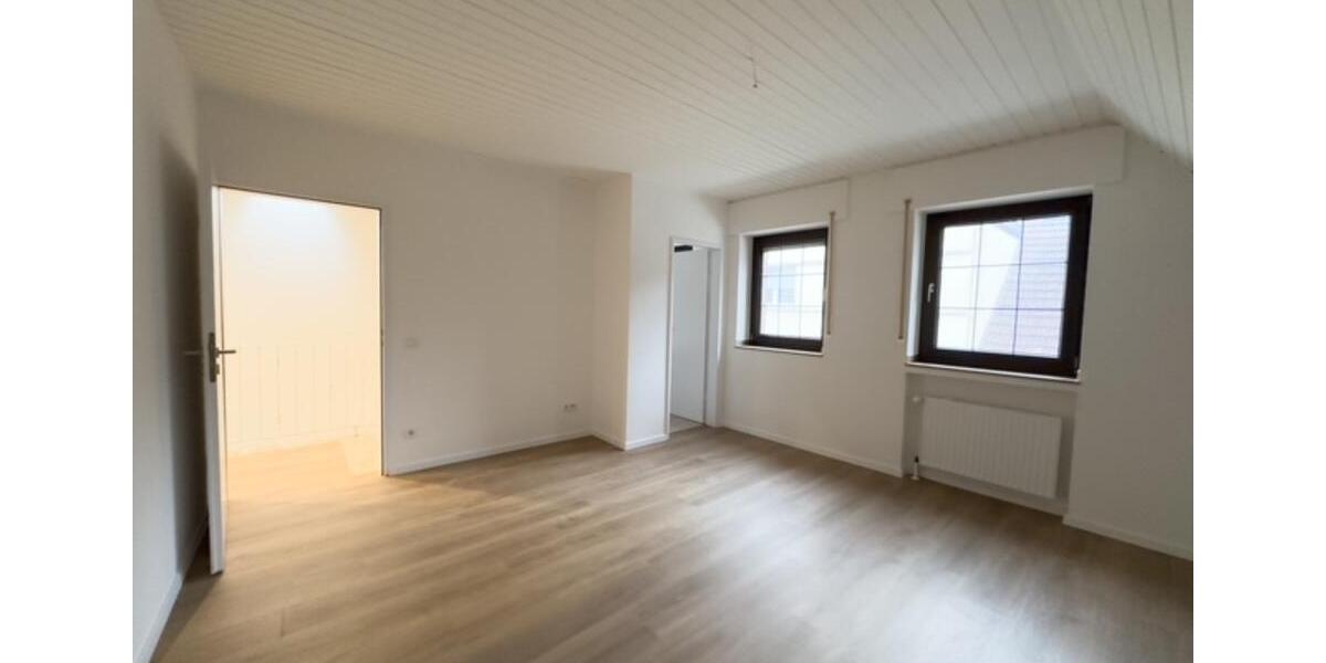 Maisonettenwohnung Lüdinghausen - 3 Zimmer, 150 m&sup2;, 1.650&euro; | Angebot:25499335