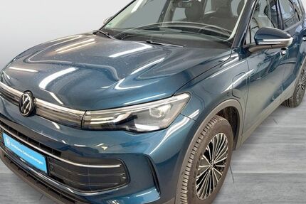 VW Tiguan 7.605 km 41.855 &euro; Bergkamen 59192