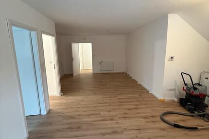 Sanierte 3,5 Zimmerwohnung Dachgeschosswohnung auf dem Mühlenberg 3 zimmer