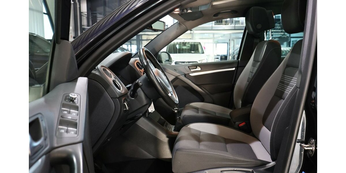 VW Tiguan 2.0 TDI LIFE-PLUS 1.HAND, PANORAMA, XENON 90.000 km 13.777 &euro; Hamm 59077