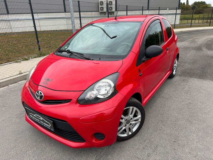 Aygo (X)