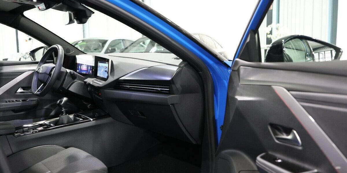 Opel Astra L ST T GS-SPORT BLUE & BLACK / PANORAMA 9.000 km 23.111 &euro; Hamm 59077