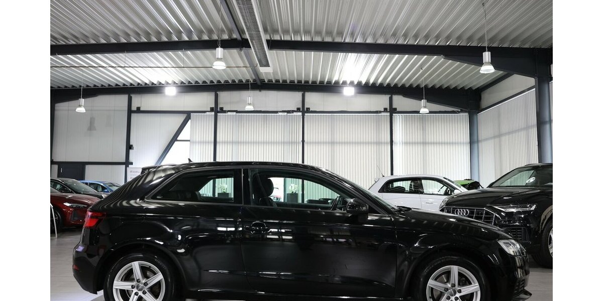 Audi A3 2.0 TDI SPORT / LED,LEDER,NAVI,STANDHEIZUNG 115.000 km 14.993 &euro; Hamm 59077