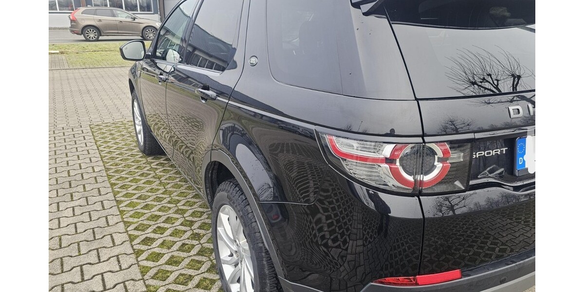 Land Rover Discovery Sport 98.000 km 21.900 € Lünen 44532