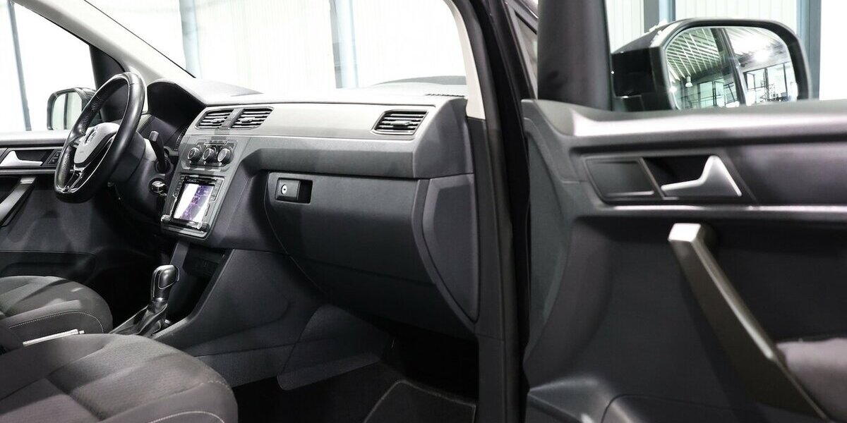 VW Caddy Maxi KOMBI 2.0 TDI DSG 1.HAND / NAVI+, ACC 143.000 km 22.777 &euro; Hamm 59077