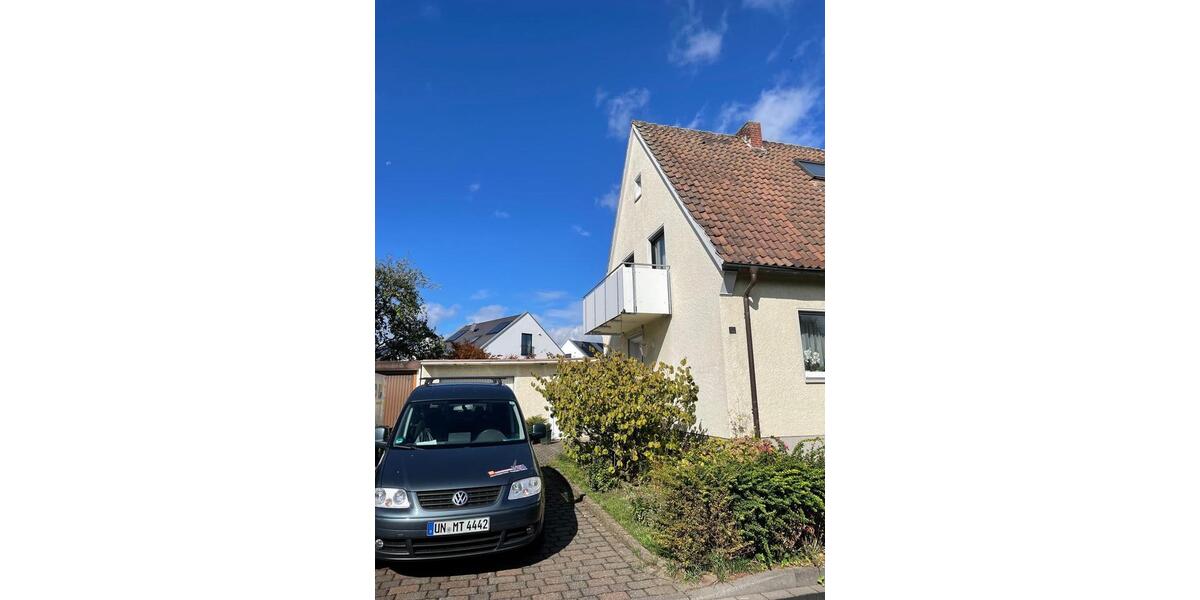 DG-Wohnung kernsaniert, Ersteinzug, UN-Kgsb, sehr gute Wohngegend 3 zimmer