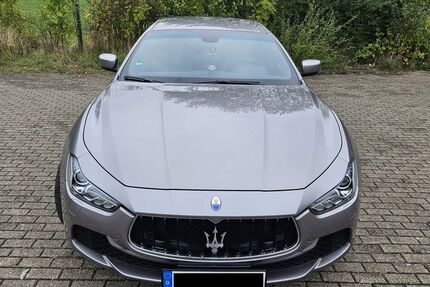 Maserati Ghibli 93.525 km 34.900 € Dortmund 44319