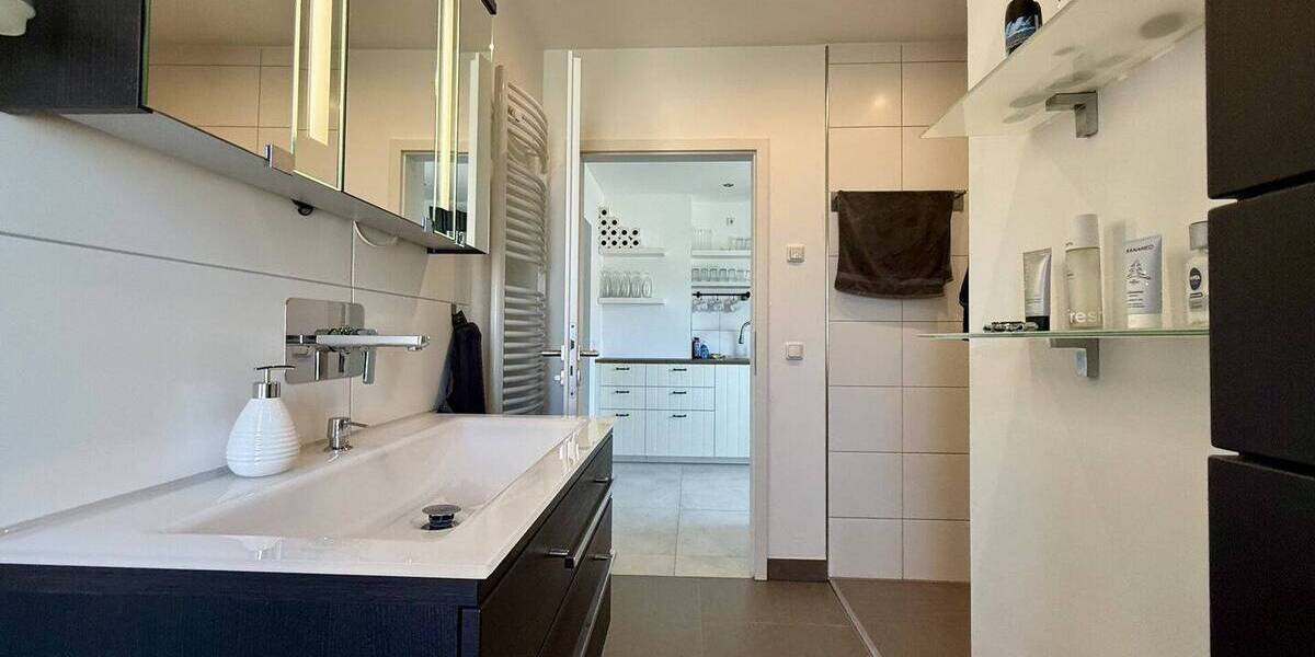 Mehrfamilienhaus, Wohnhaus Fröndenberg-Dellwig Dellwig - 6 Zimmer, 163 m&sup2;, 479.000&euro; | Angebot:26817046