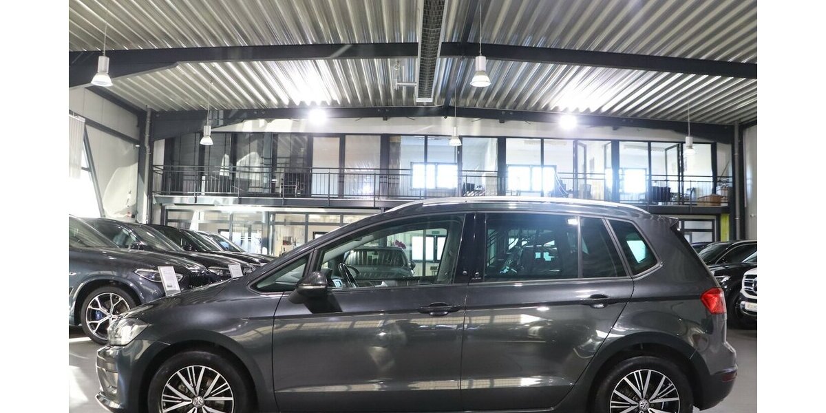 VW Golf Sportsvan 1.4 TSI ALLSTAR / XENON, NAVI-DM 119.000 km 11.777 &euro; Hamm 59077