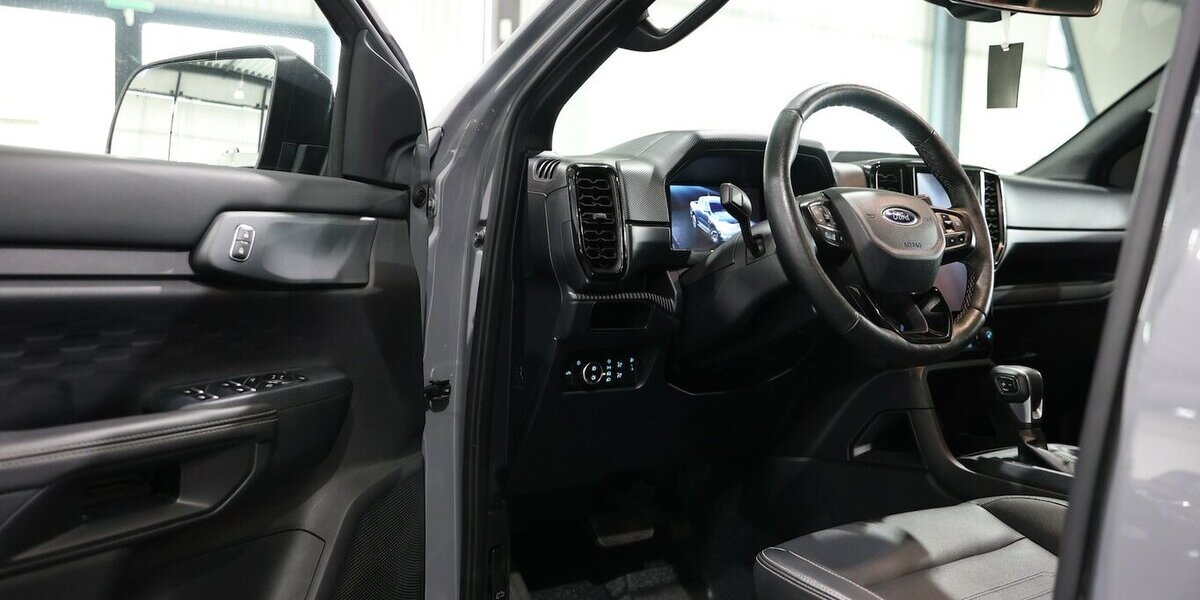 Ford Ranger 2.0 EB DK e-4WD TREMOR ROLLO,AHK,CONQUER 55.000 km 40.991 &euro; Hamm 59077