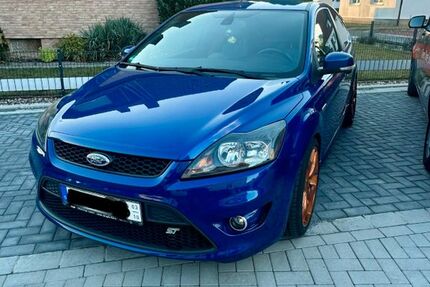 Ford Focus 108.900 km 10.500 € Bönen 59199