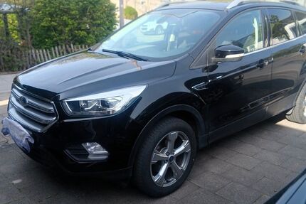 Ford Kuga 94.800 km 11.800 &euro; Unna 59423