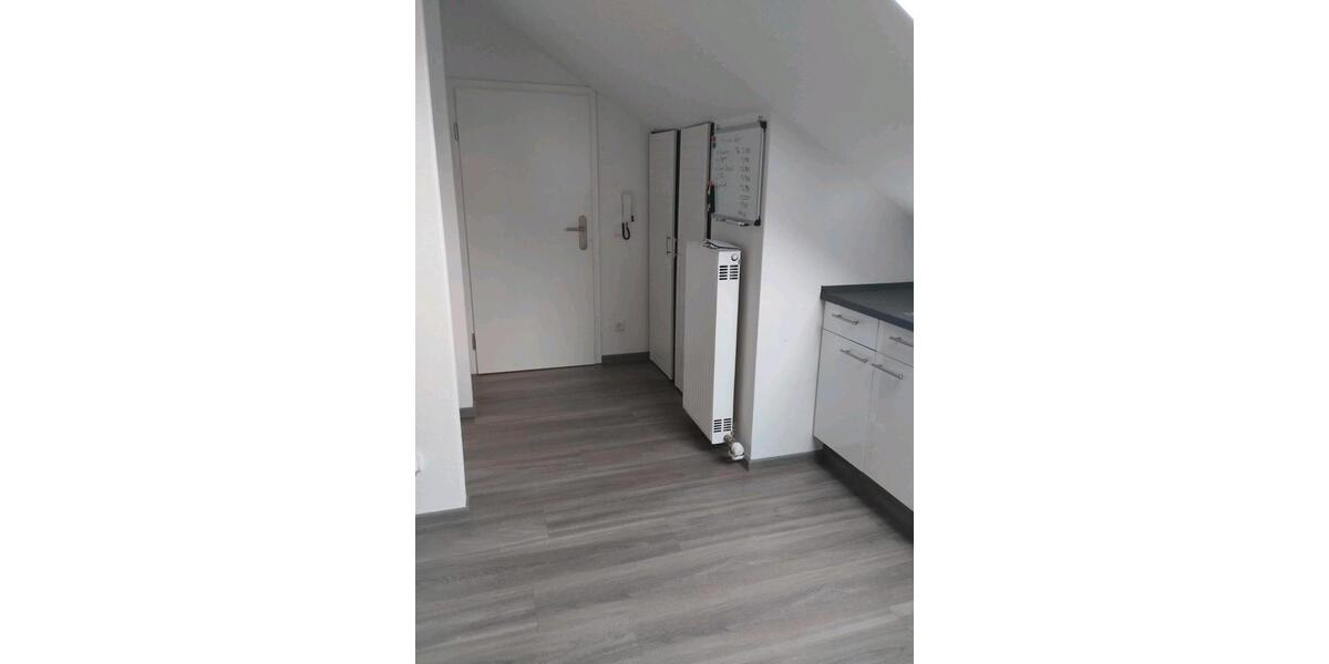 Dachgeschoßwohnung Hamm Bockum - 2 Zimmer, 40 m&sup2;, 400&euro; | Angebot:25439124
